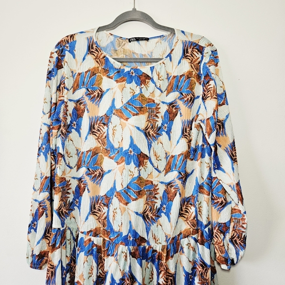 Zara Floral Print Tiered Maxi Dress Size S Long Sleeve Flowy - Picture 4 of 7